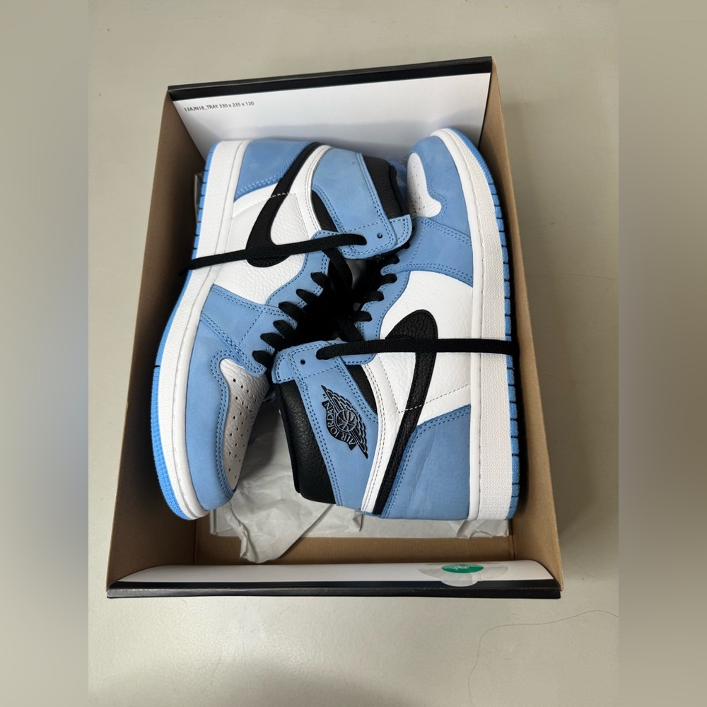 Air Jordan 1 Retro High OG “University Blue” – Size 10, Worn Once - Picture 6 of 16